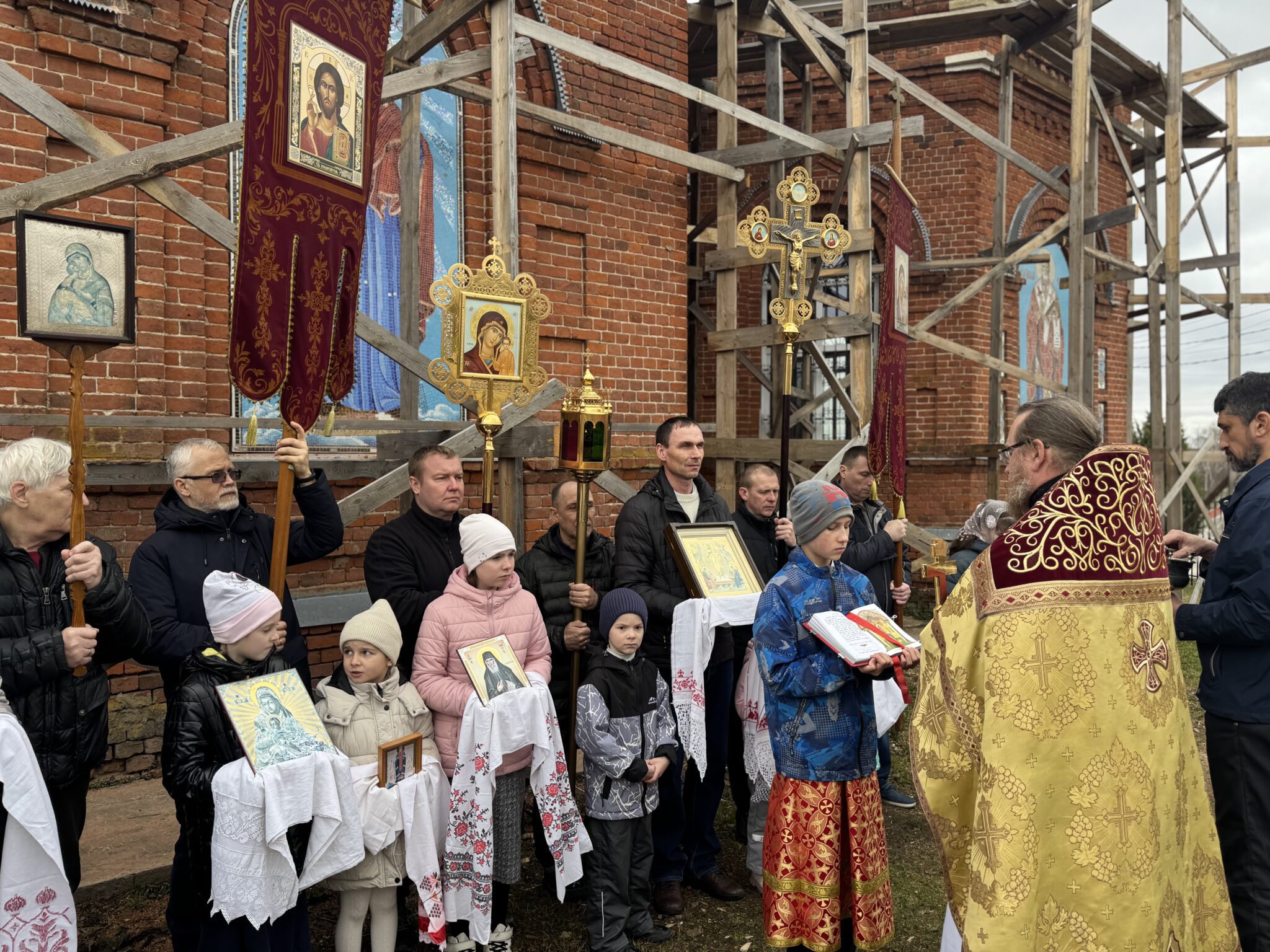 Крестный ход на Антипасху